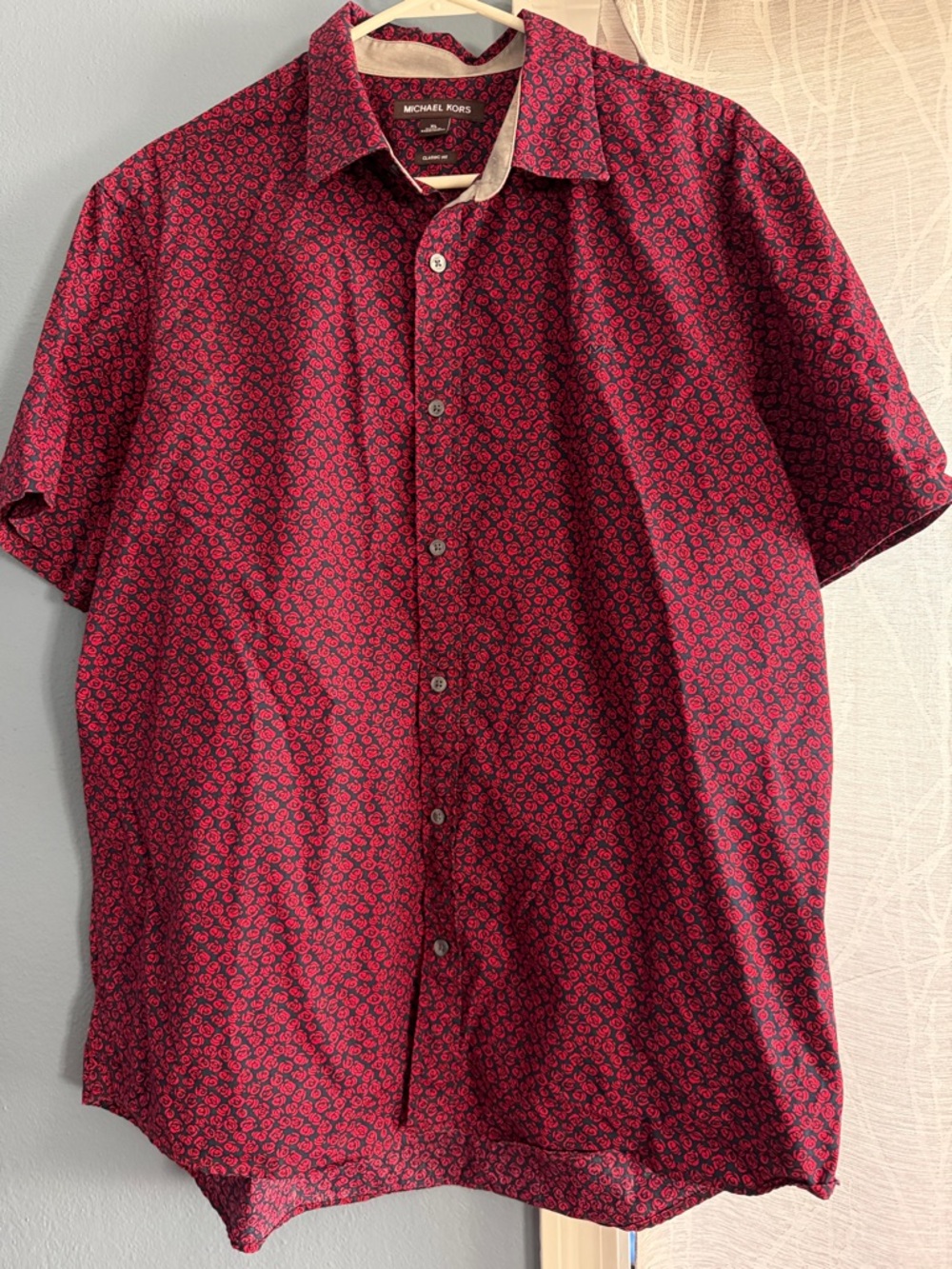 Michael Kors Men's Red and Black Short-Sleeve Button-Down Shirt